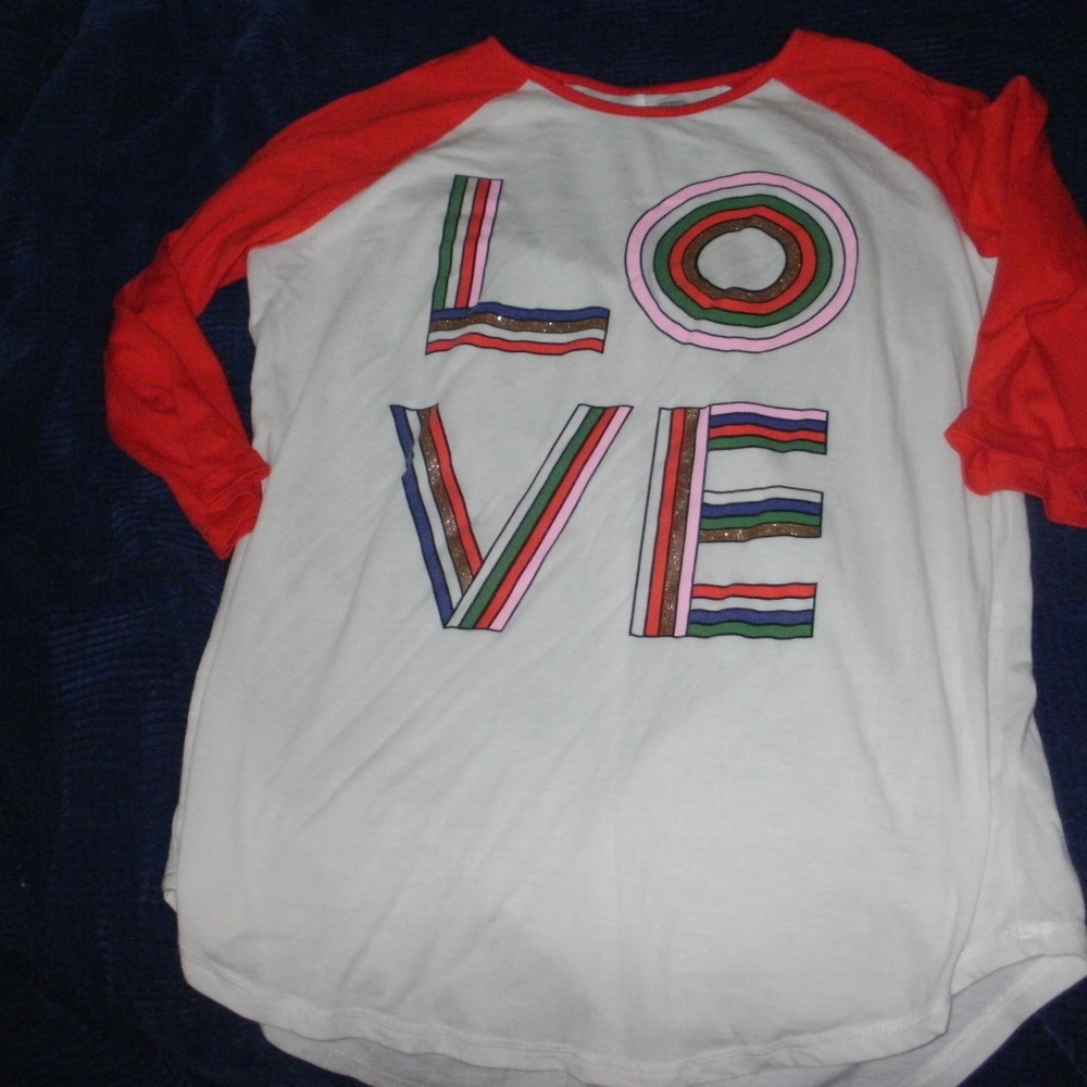 LOVE LONG SLEEVE T-SHIRT OLD NAVY XXL 16 Youth kids teen fits MEDIUM Adult
